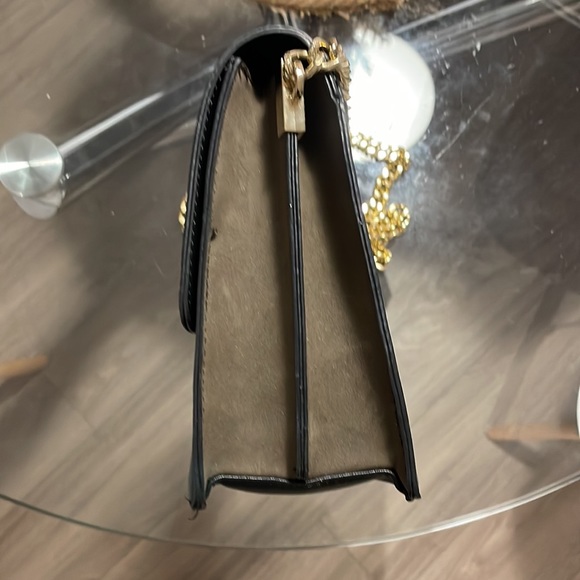 Aldo Solid Purse with Gold Chain - Picture 2 of 10